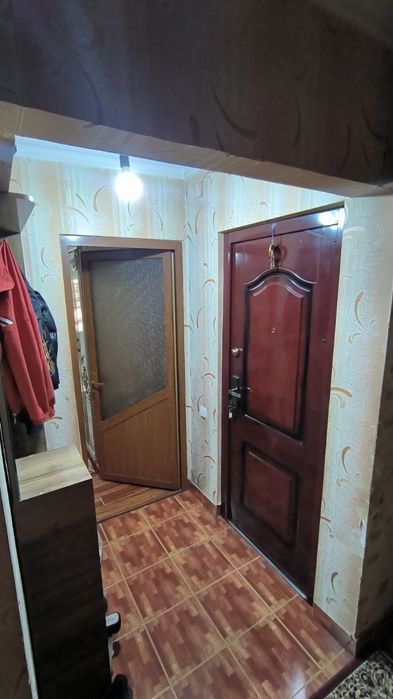 2xonali uy sotiladi 1etaj . Sagdiana parijda.