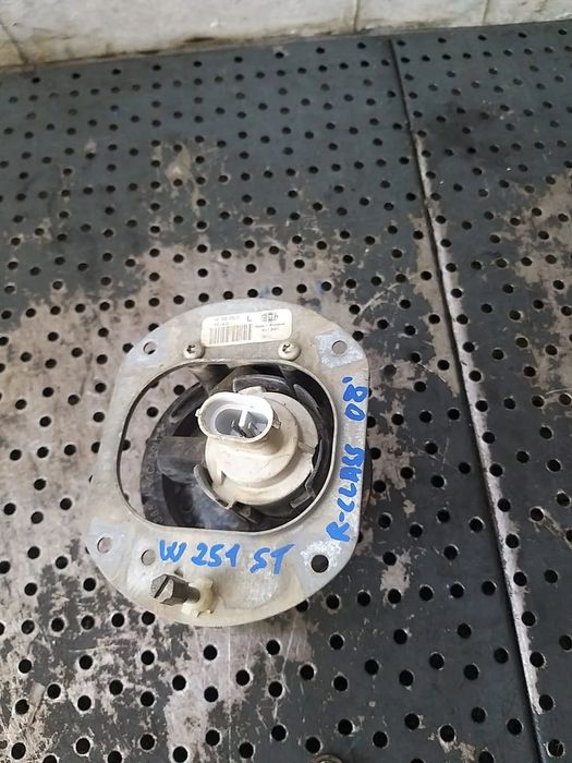 Proiector ceata stanga mercedes r class w251 1n000929503 162885