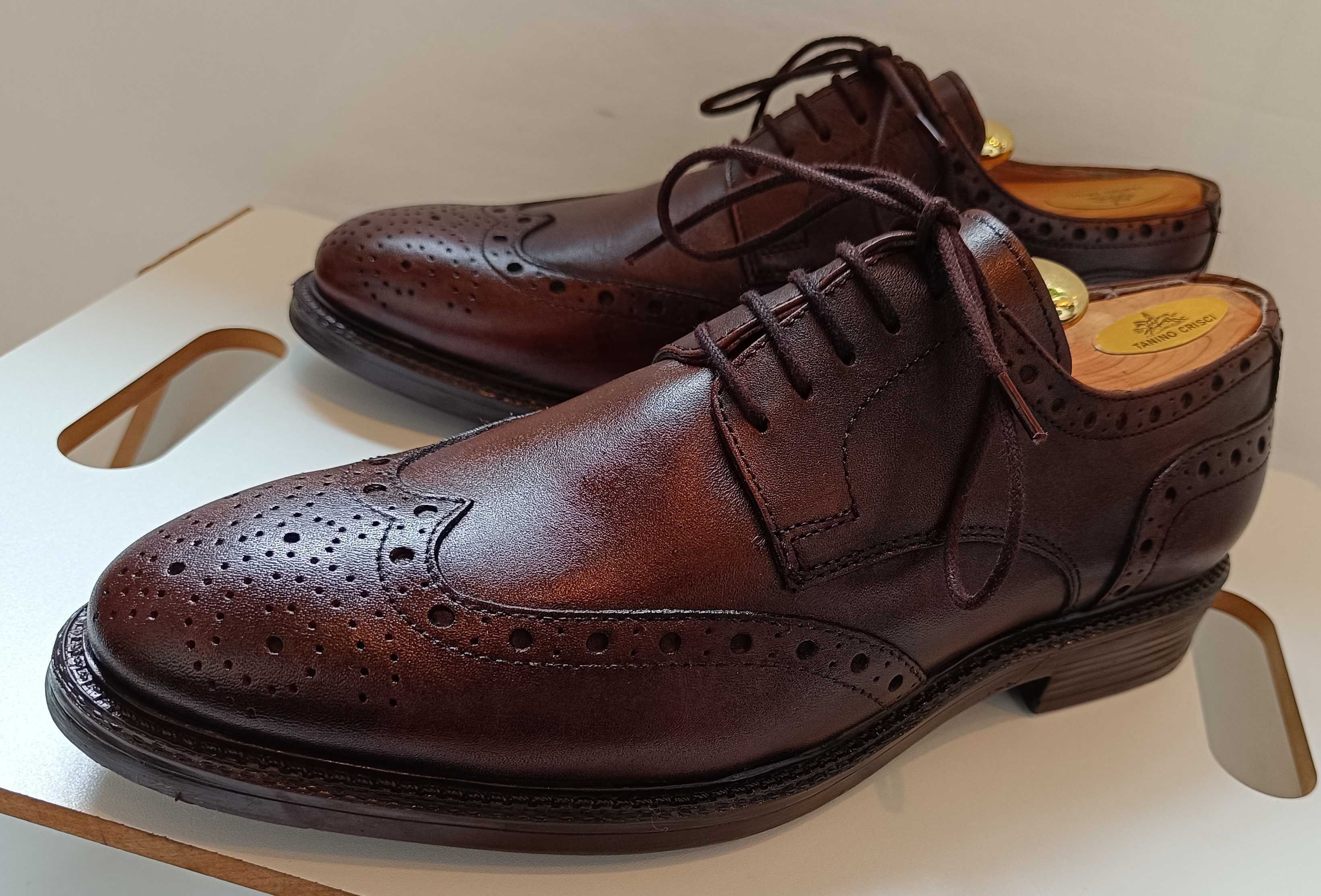 Pantofi derby 42 brogue lucrati manual Solo Soprani piele naturala