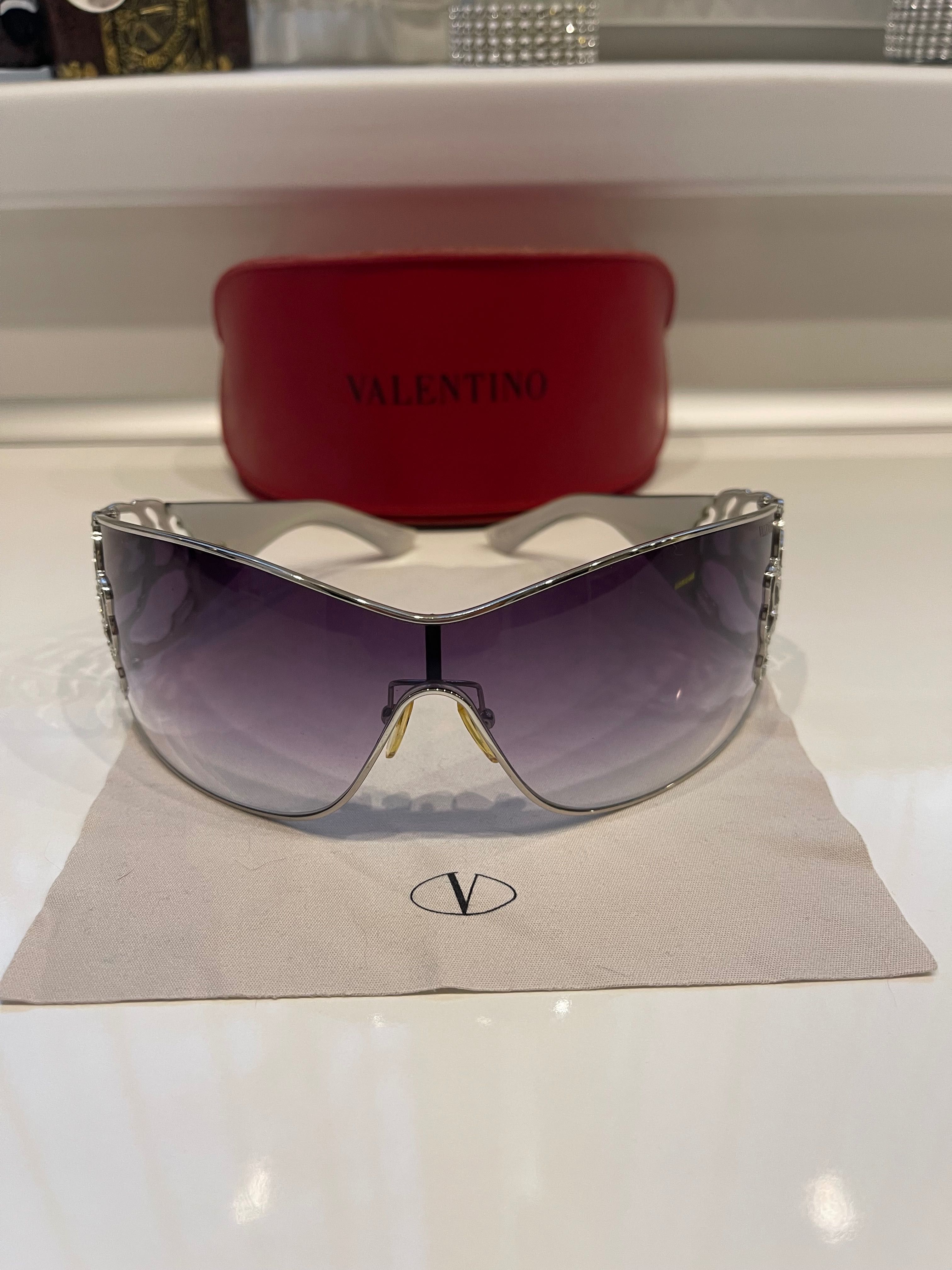 Продавам оригинални очила Valentino