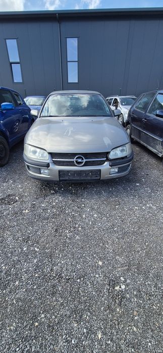 Опел омега 2.5 V6 170hp