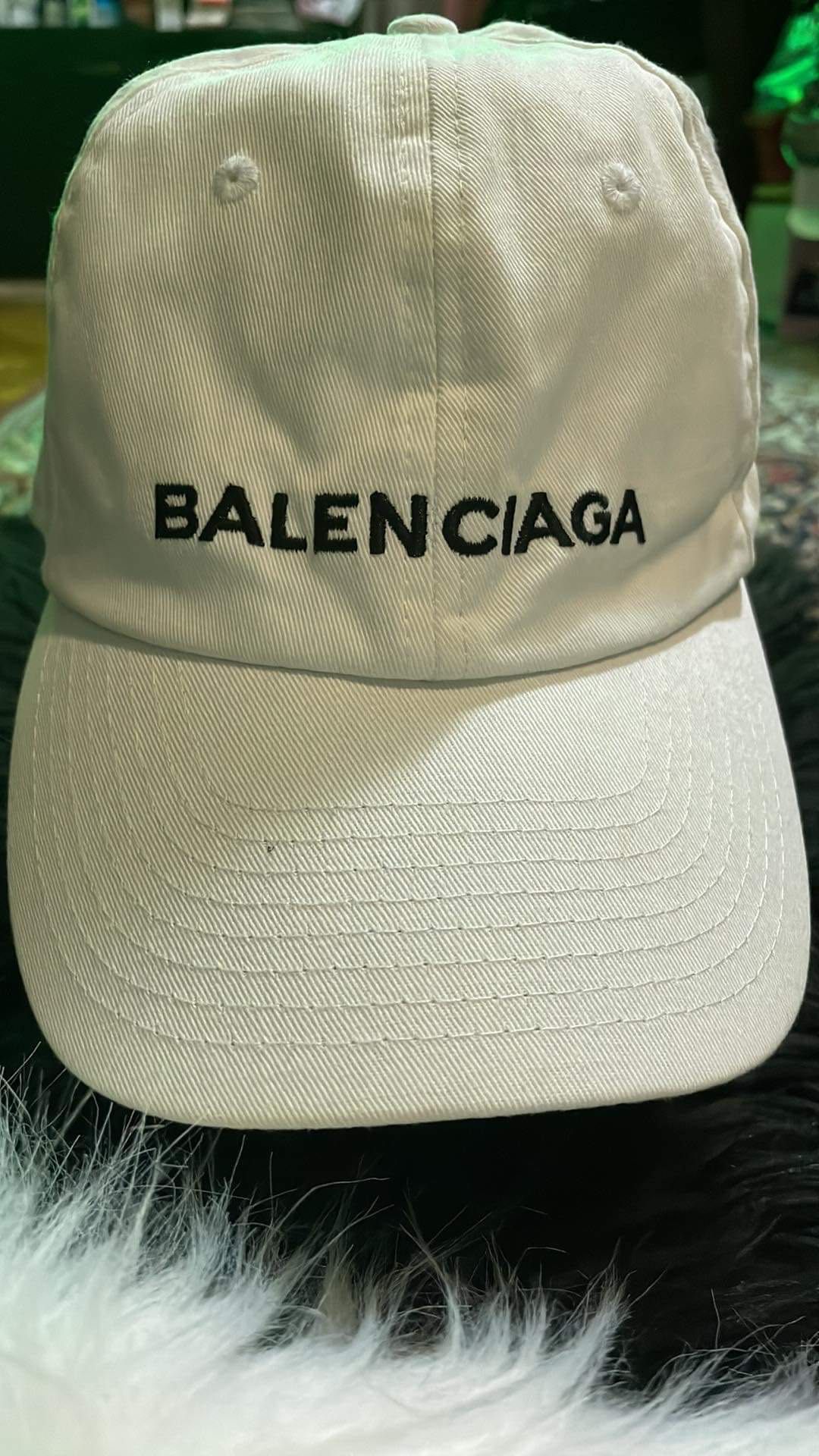 Шапка Balenciaga