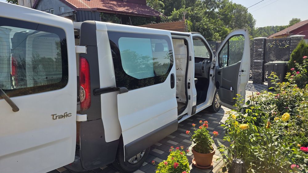 Renault Trafic 2010 2.0 DCI/115 CP