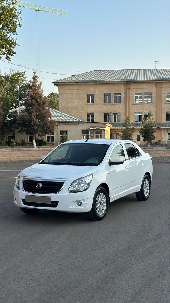 Cobalt R4  2019  AT