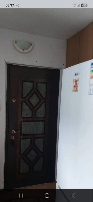 Vand apartament pe strada george cosbuc nr 7 etaj 4 , oras Gherla.