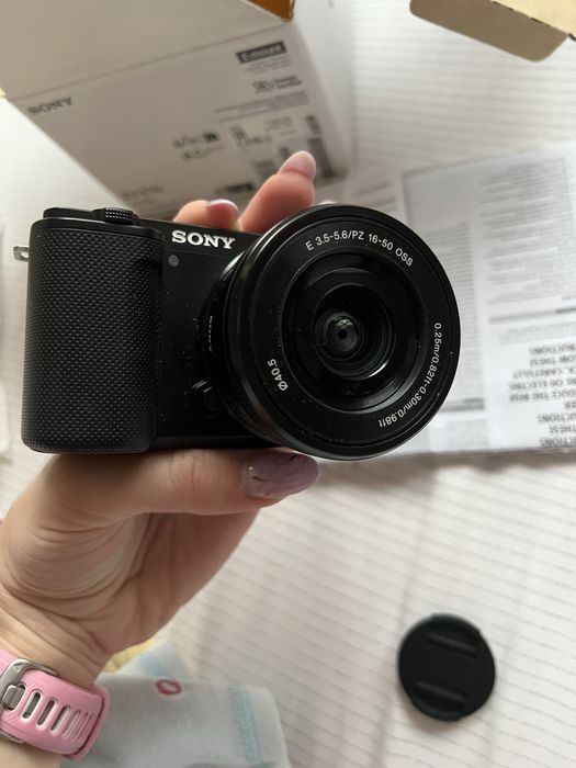 Sony ZV-E10 + обектив Sony SEL 16-50mm f/3.5-5.6 PZ