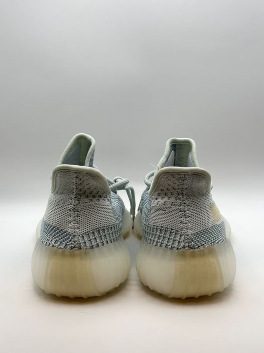 Yeezy 350 v2 Cloud White Sneakers