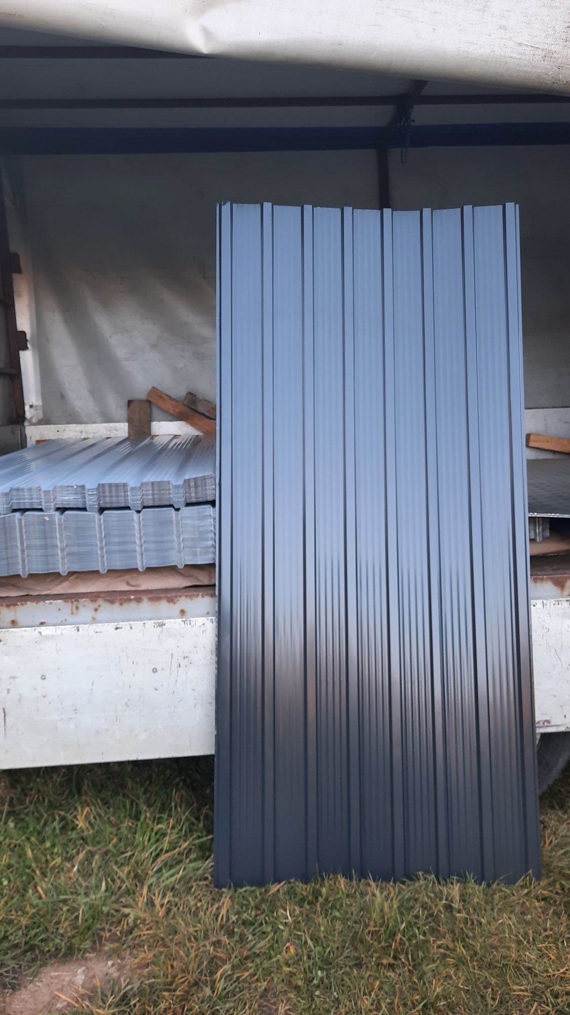 Tablă cutată zincata zinc aluminiu colorată preț negociabil transport