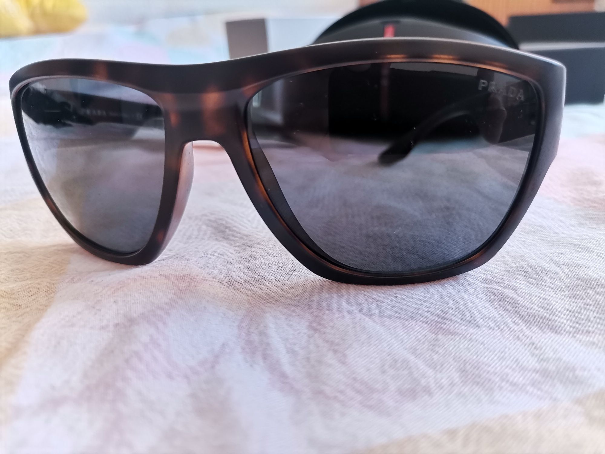 450 ЛВ! Оригинални слънчеви очила PRADA