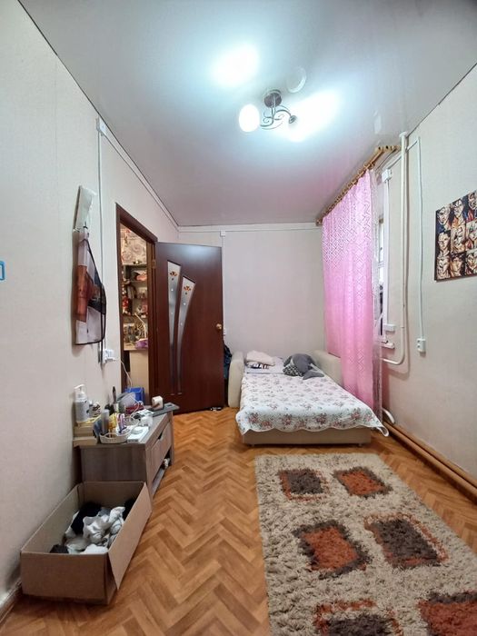 Продам 2х ком кв р/о 3-я школа парк Кирова.