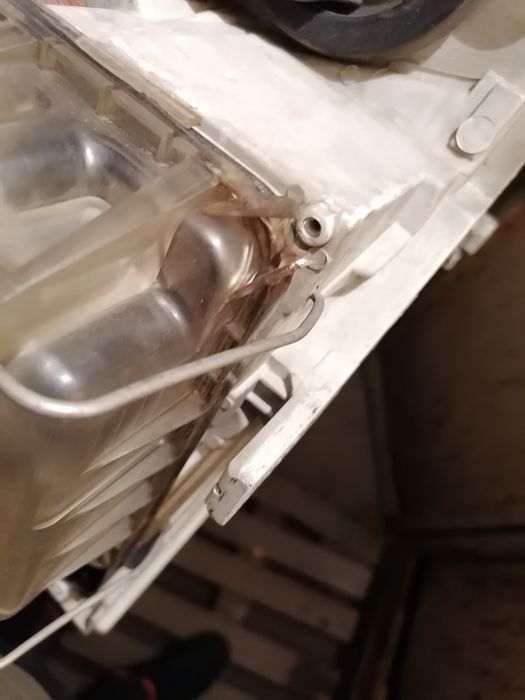 Far stânga Skoda Octavia 2