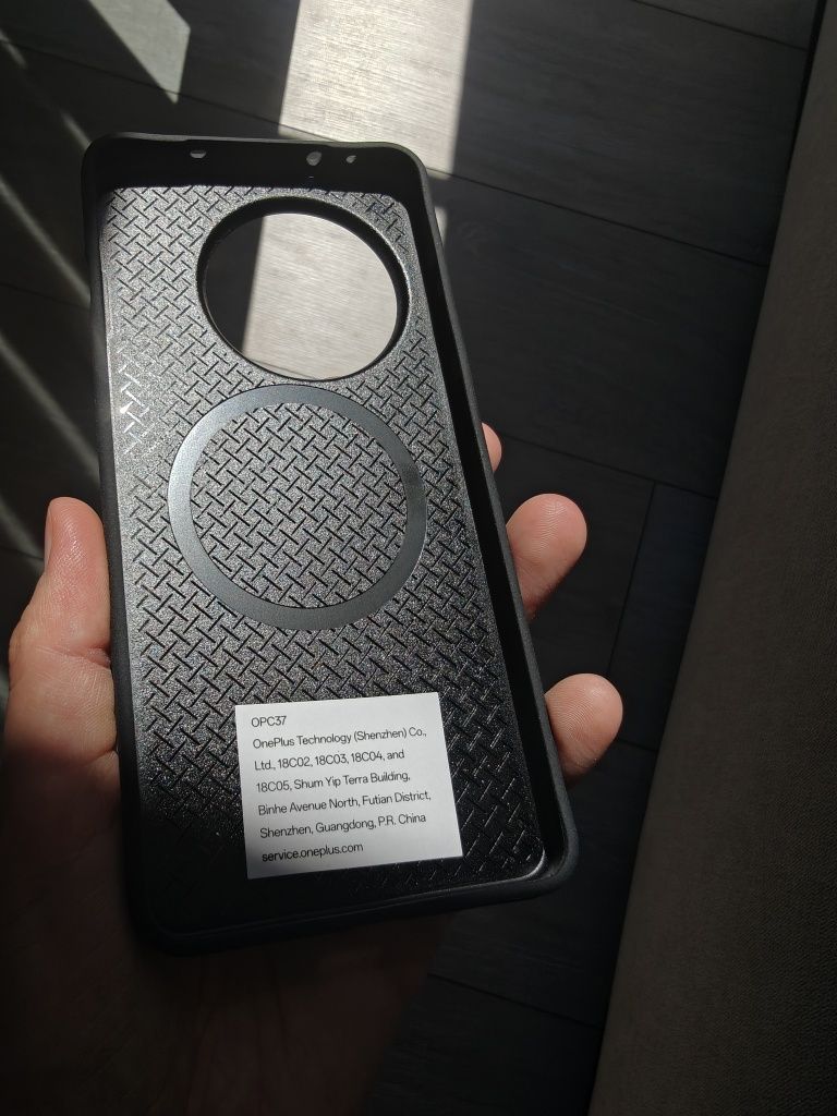 Магнитен калъф за OnePlus 13R оригинален