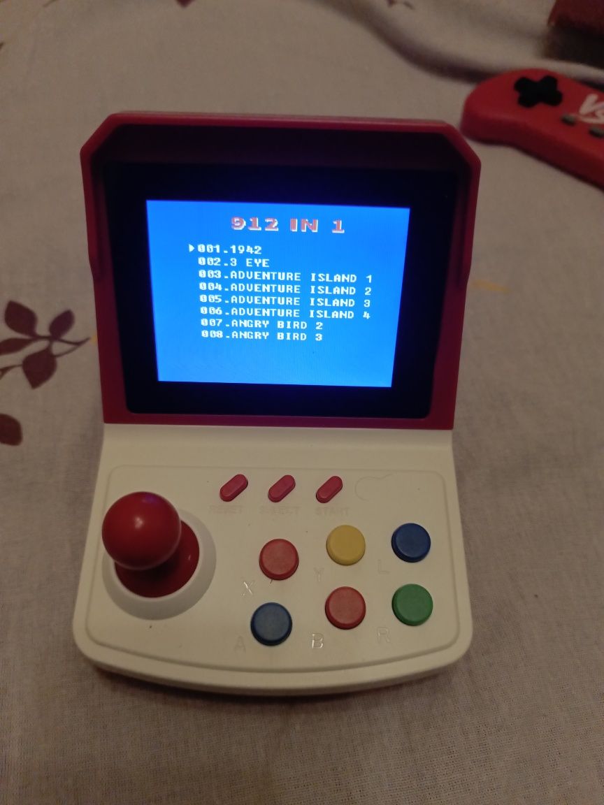Продаю retro arcade fc. 8bt game console.