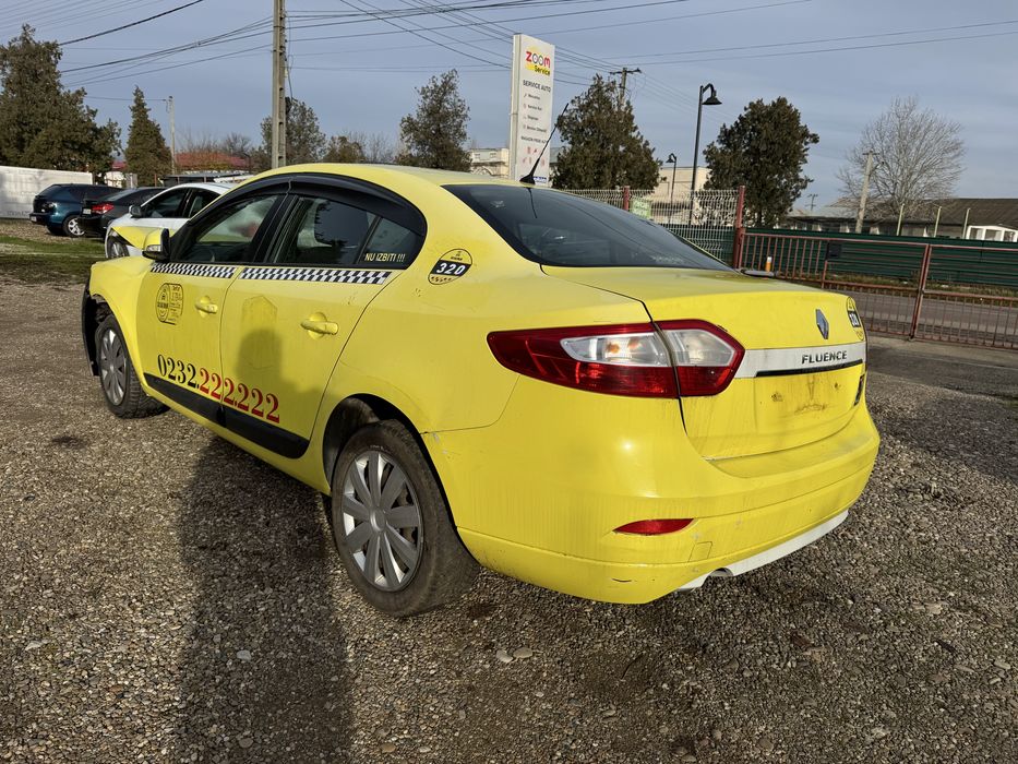 RENAULT FLUENCE 2016 avariat 1,6 benzina EURO 6 Primul Proprietar