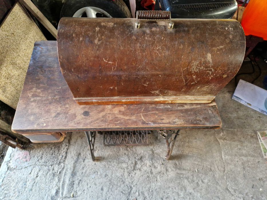 Singer - стара шевна машина (антика)