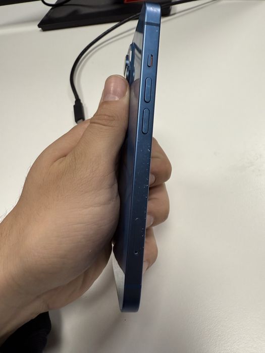 iPhone 13, 128 GB- Ecran impecabil, Black + Factura