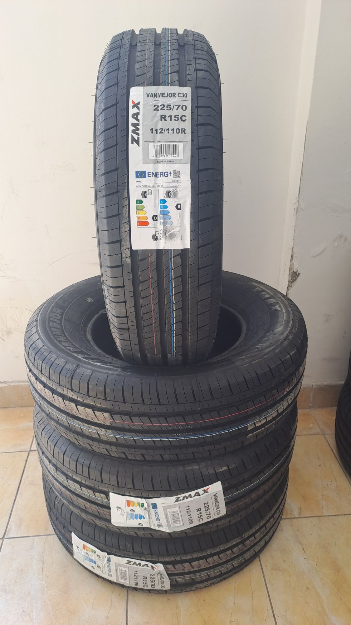 Anvelope noi vara 225 70 r15C