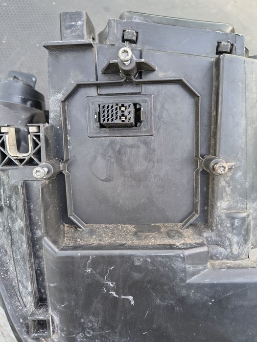 Far Stanga Audi A3 8P Xenon