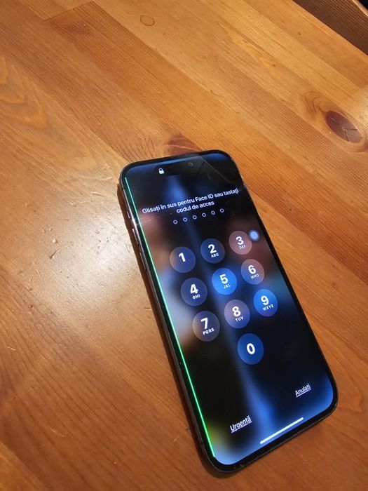 Vand Iphone 14 pro max 256 gb schimbat recent pe asigurare cu defect