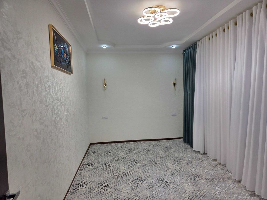 Продаётся 3х комн квартира на 3 этаже Ор-р Горгаз Бухара Сити