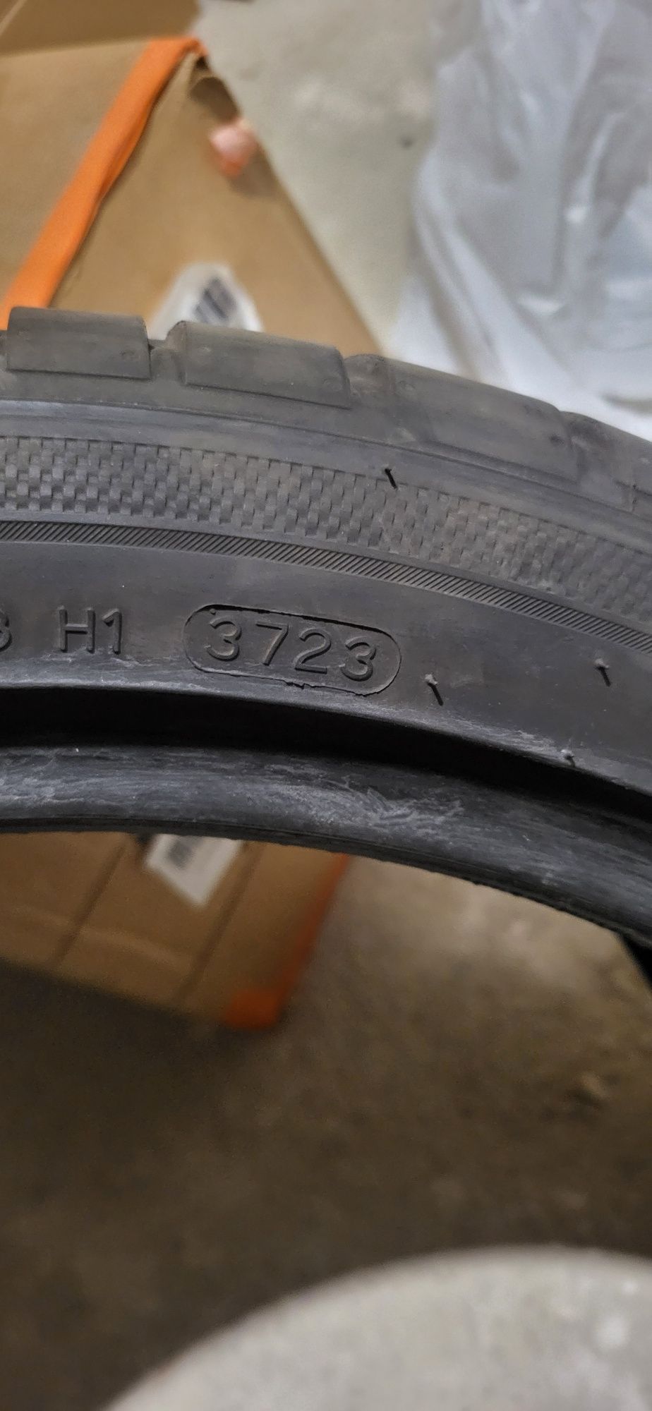 275/35/20 Hankook Ventus s1 evo3