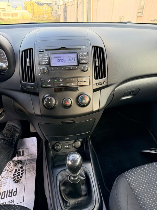 Hyundai i30 an 2010 1.6CRDI Pret 2999€uro