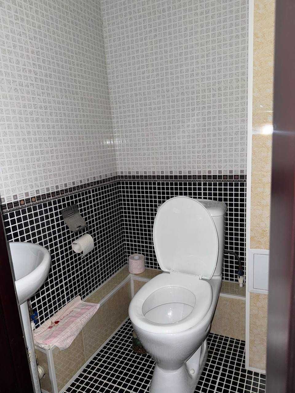 СРОЧНО продам трехкомнатную квартиру.