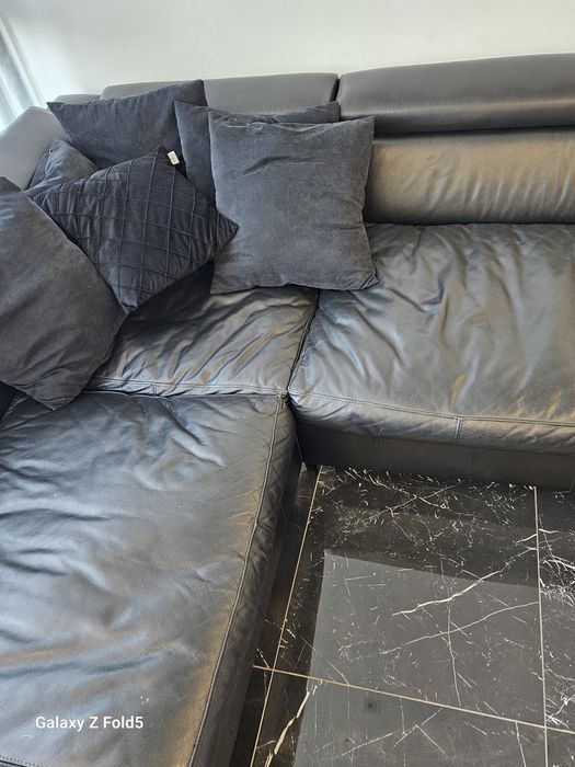 Диван от естествена кожа