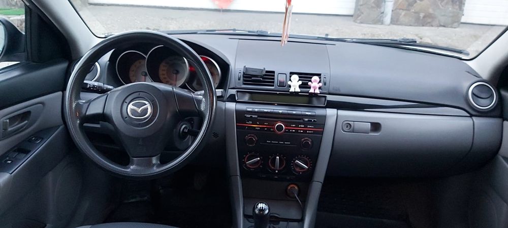 Vând mazda 3 2009