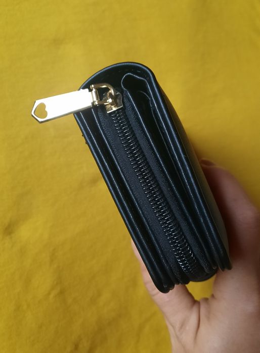 Portofel damă cu multiple compartimente de organizare