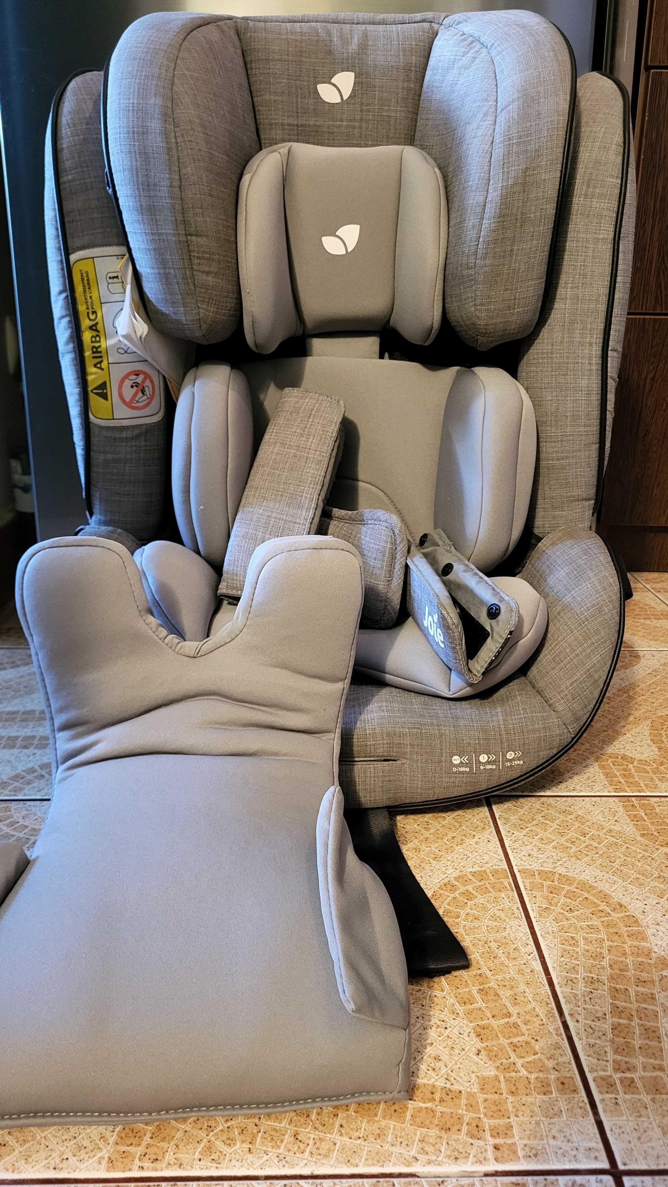 Scaun auto Joie stages ISOFIX