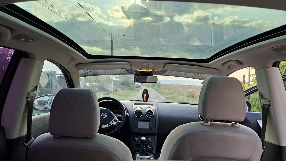 Nissan Qashqai J10
