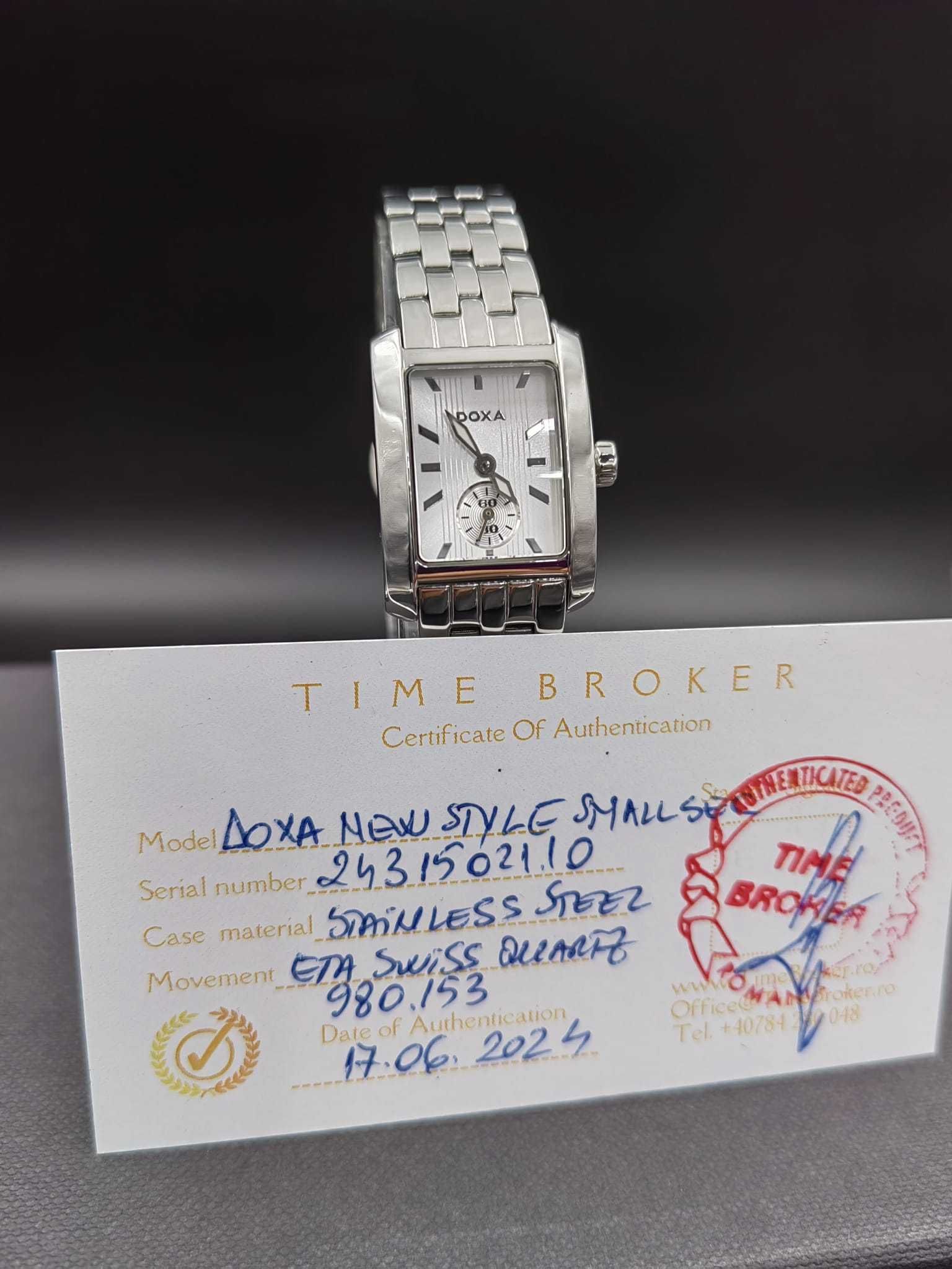Pret Redus Ceas - Doxa New Style Small Second - Itm. LO 231