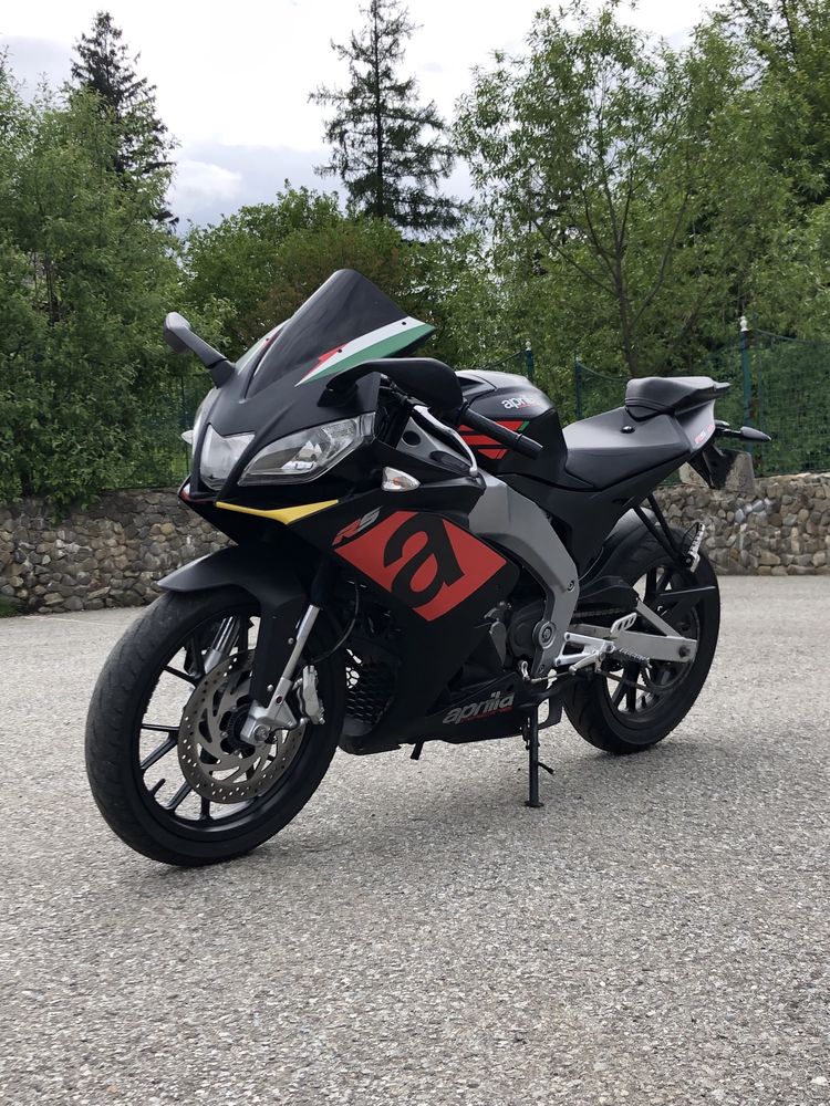 Aprilia rs 125 2020( nu yzf, cbr, suzuki, honda, yamaha)