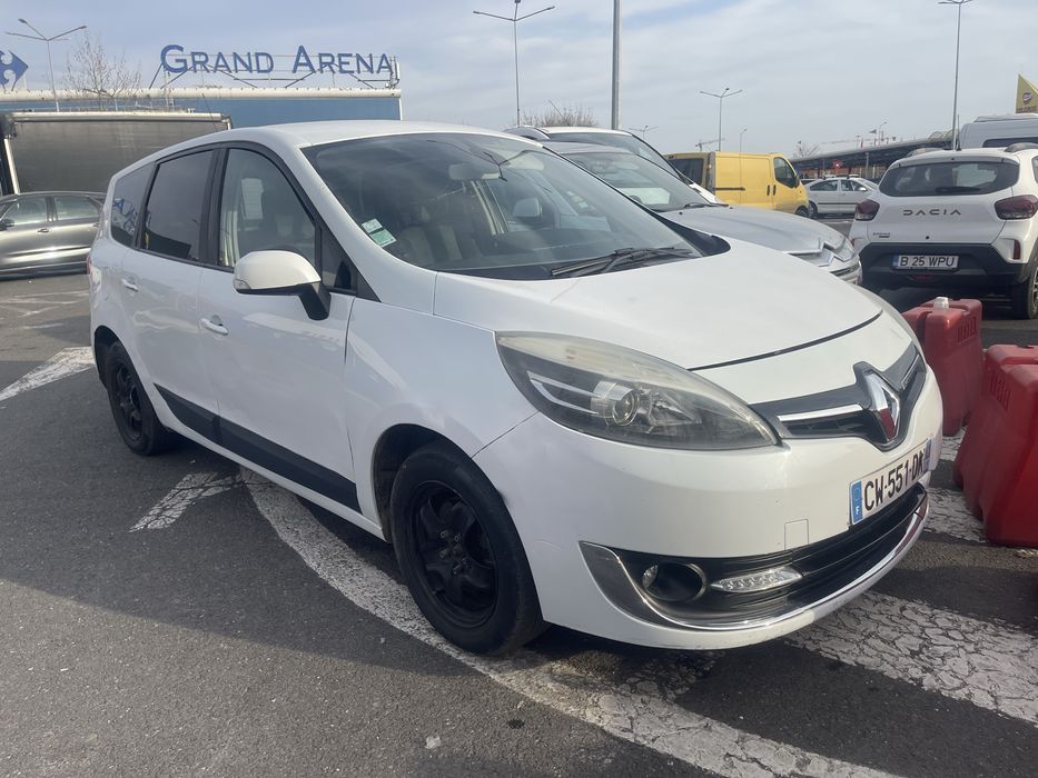 Nissan Qashqai  2.0 Diesel euro 5 an 2011 navi/150 cai