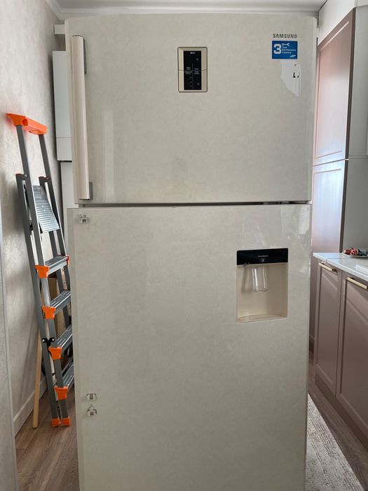 Холодильник Самсунг