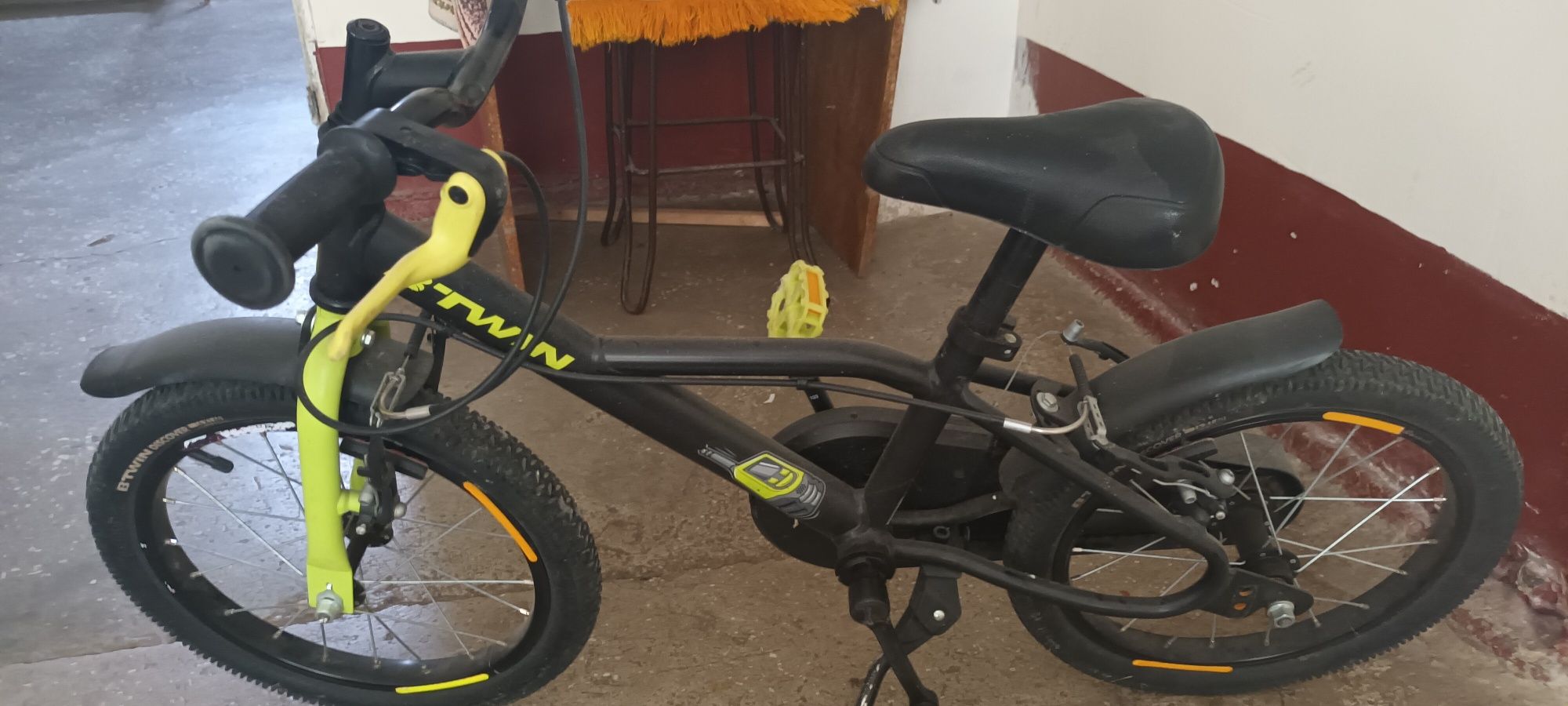 Bicicleta BTwin 16 inchi