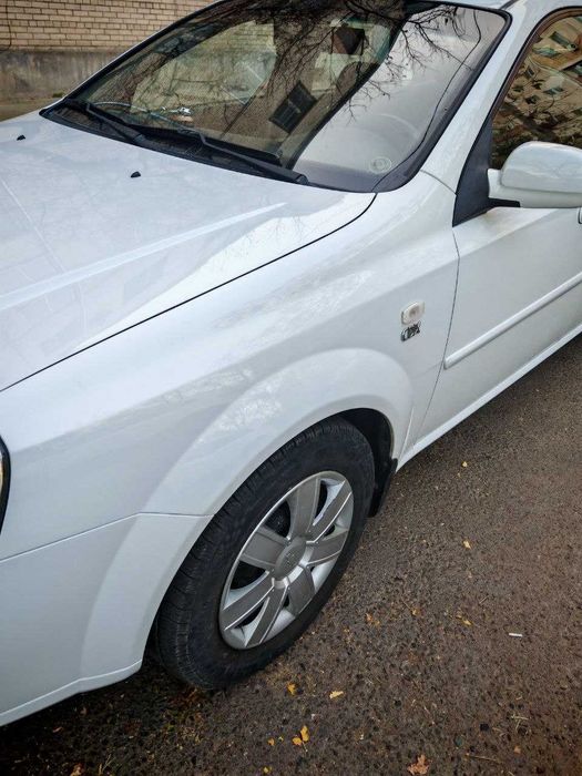 Lacetti 1.6 2013 ideal