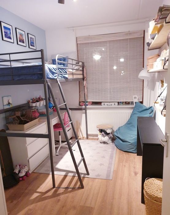 Легло Икеа, почти неизползвано.