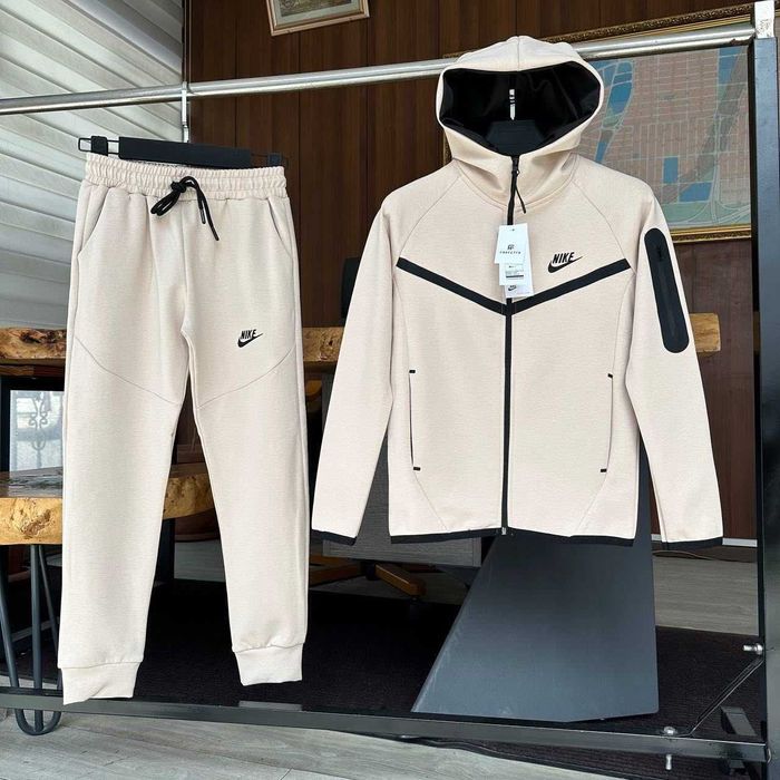 Детски спортни екипи