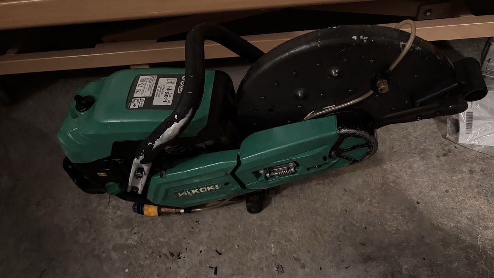 Vand drujba beton hikoki