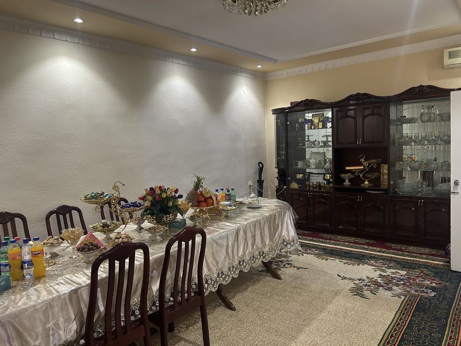 sebzorda uy sotiladi