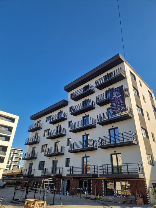 Vand apartament 2 camere Visan!