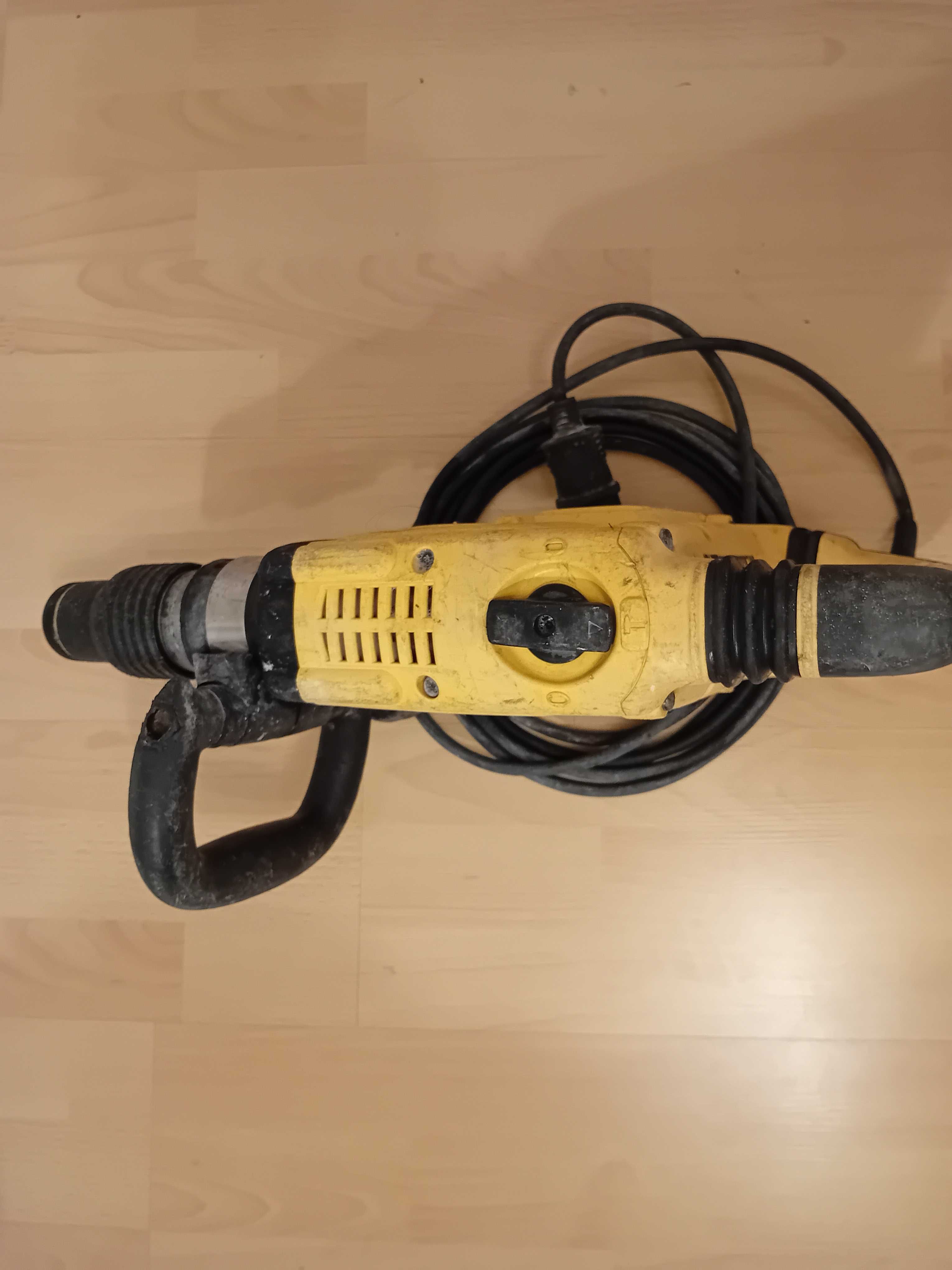 Vând Ciocan Demolator Dewalt Sds Max