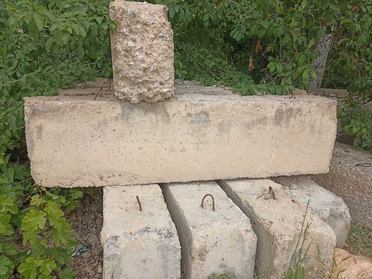 Plita  betonniy плити ПКЖ блок фундаментный блок перекрытия