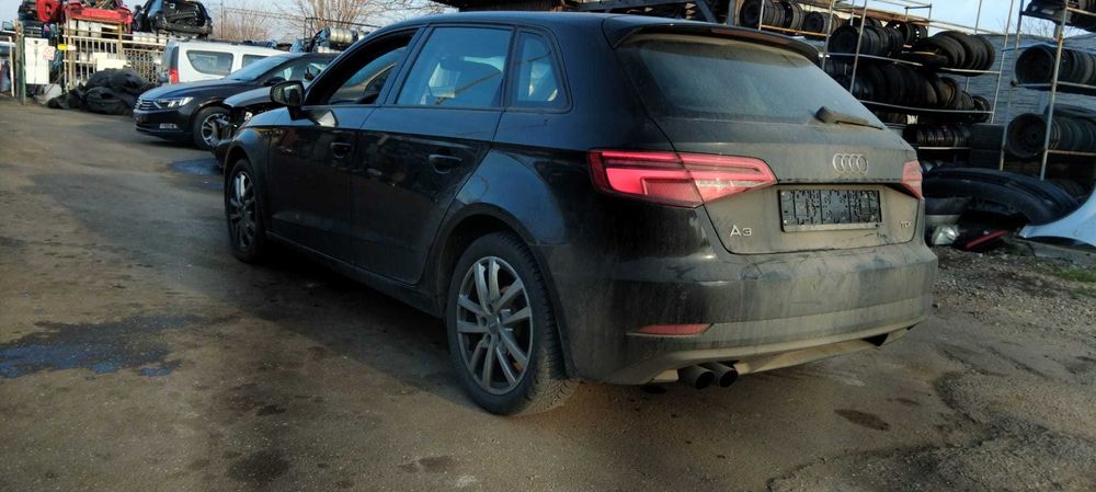 Dezmembrez Audi A3 2.0 TDi an 2016 cod motor CRLB
