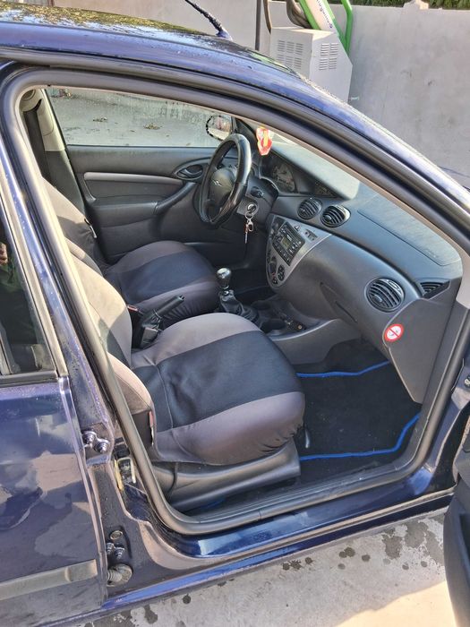 Vand ford focus 1