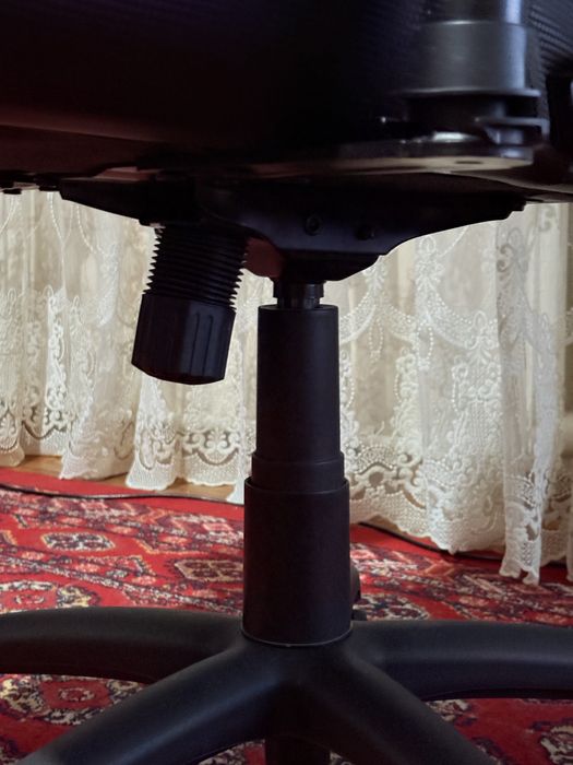 Игровое кресло Thunder 3X Carbon