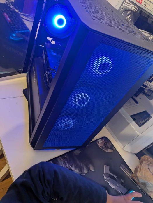 Calculator Ryzen 5600 RX 6600