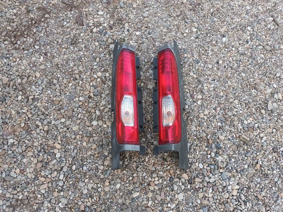 ляв и десен стоп за рено трафик опел виваро 07 - 14 TRAFIC OPEL VIVARO